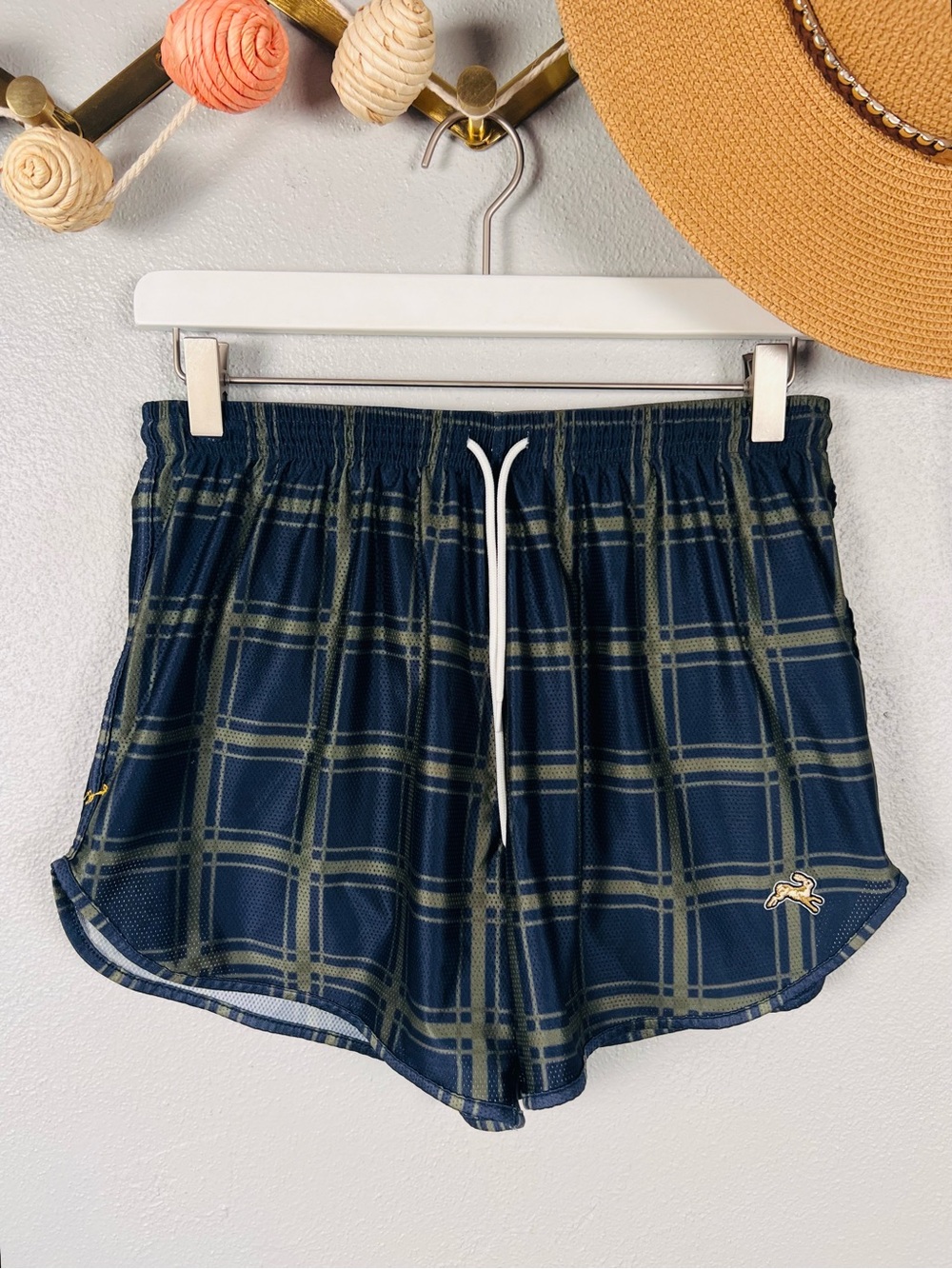 Tracksmith Van Cortlandt Grand Navy Plaid Running Shorts Women's Size Medium